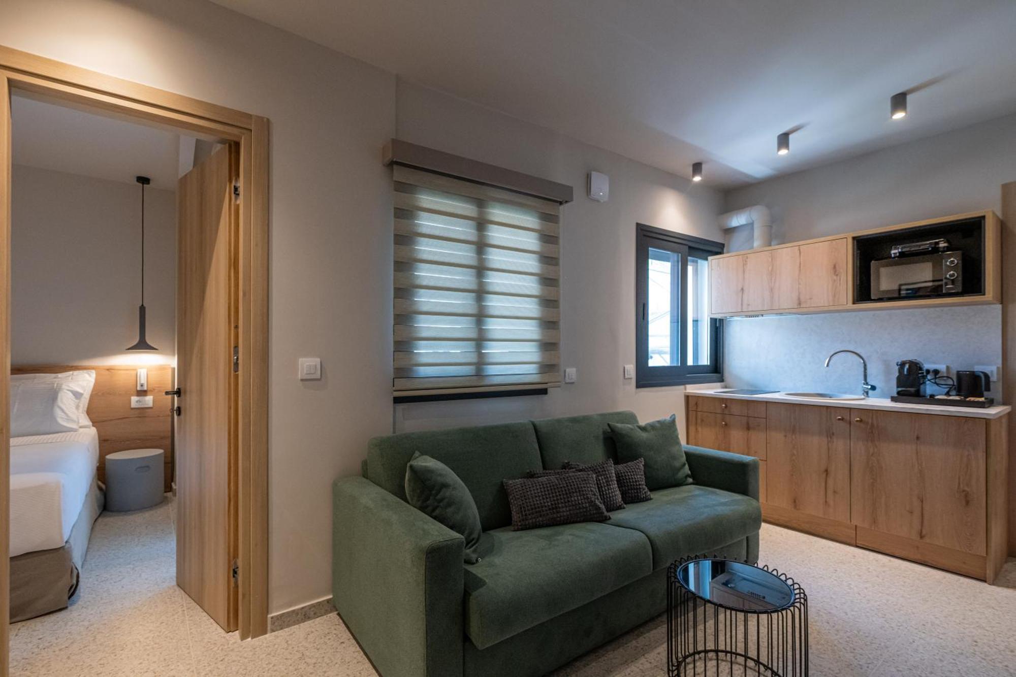 Asklipiou Cube - Kalamata Mediterranean Suites Exterior foto