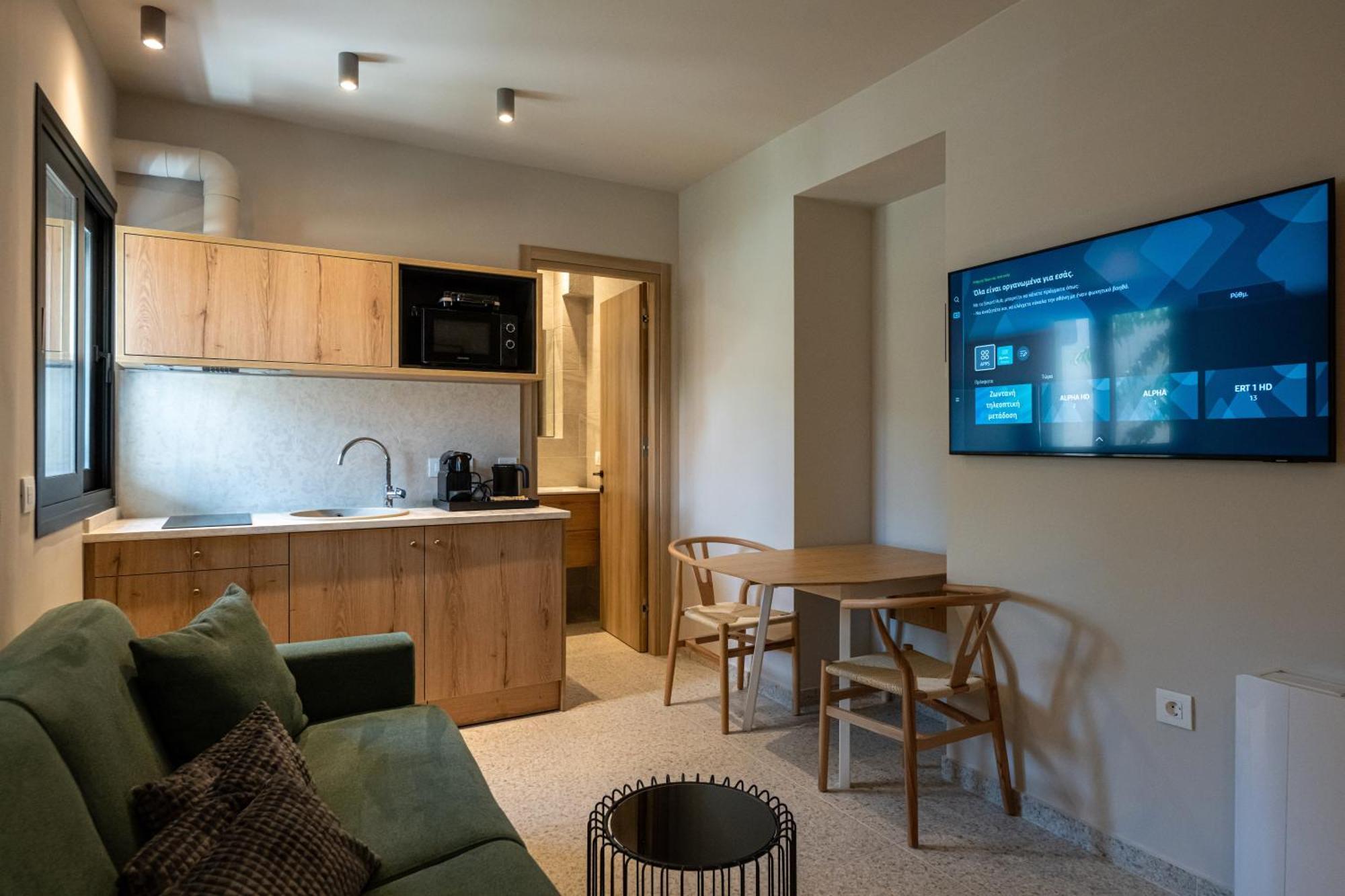 Asklipiou Cube - Kalamata Mediterranean Suites Exterior foto