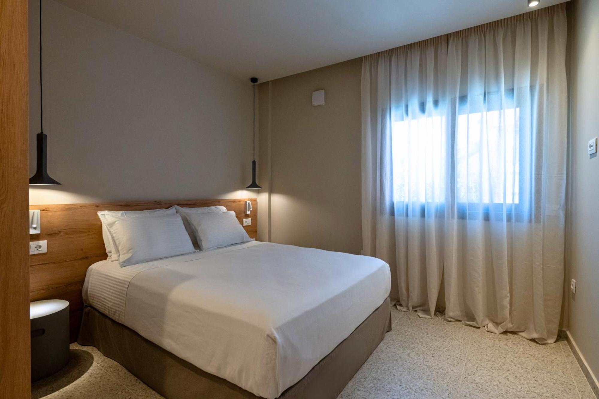 Asklipiou Cube - Kalamata Mediterranean Suites Exterior foto